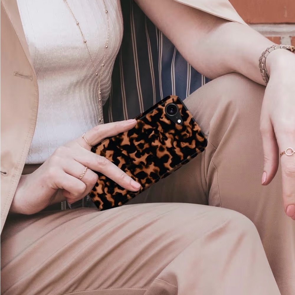 Tortoise Phone Case - Picture 3 of 3
